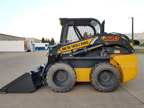 new holland l220 skid steer